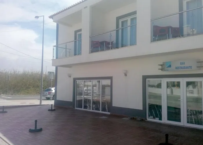 מלון Spot בליאל